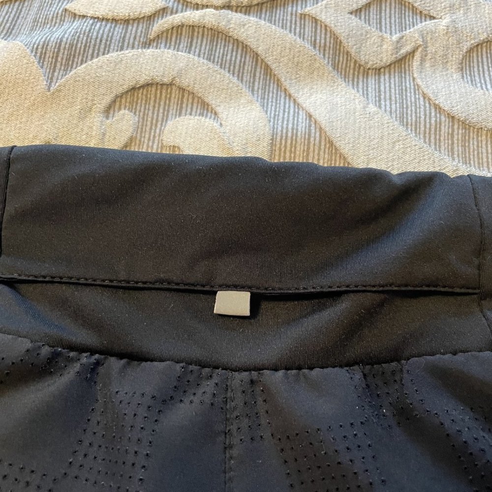 Nike Shorts Womens Size X-Small Black Athletic Workout Lined Running Pocket - Picture 4 of 7